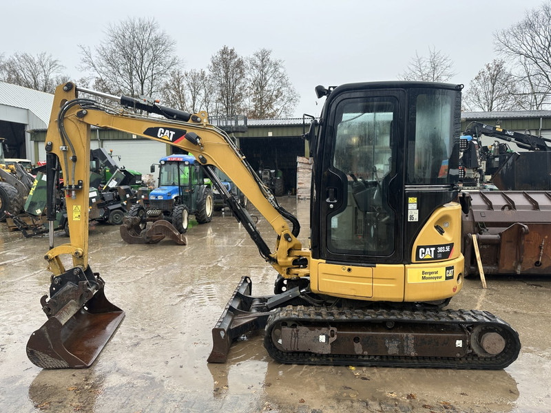 Caterpillar 303.5E CR All functions 3 buckets - Minibagger: das Bild 2 Caterpillar 303.5E CR All functions 3 buckets - Minibagger: das Bild 2