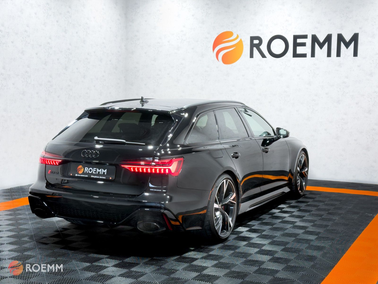 Audi RS6 Avant 4.0 TFSI quattro*Dynamik*360°*PANO*LED - Kombi: das Bild 5 Audi RS6 Avant 4.0 TFSI quattro*Dynamik*360°*PANO*LED - Kombi: das Bild 5