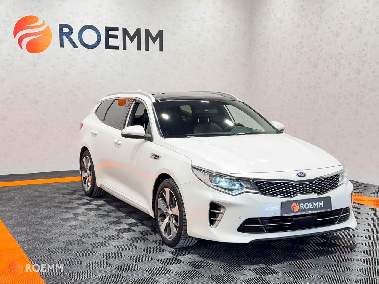 Kia Optima Sportswagon GT-Line*GARANTIE*360°*Shz v&h - Kombi: das Bild 4 Kia Optima Sportswagon GT-Line*GARANTIE*360°*Shz v&h - Kombi: das Bild 4