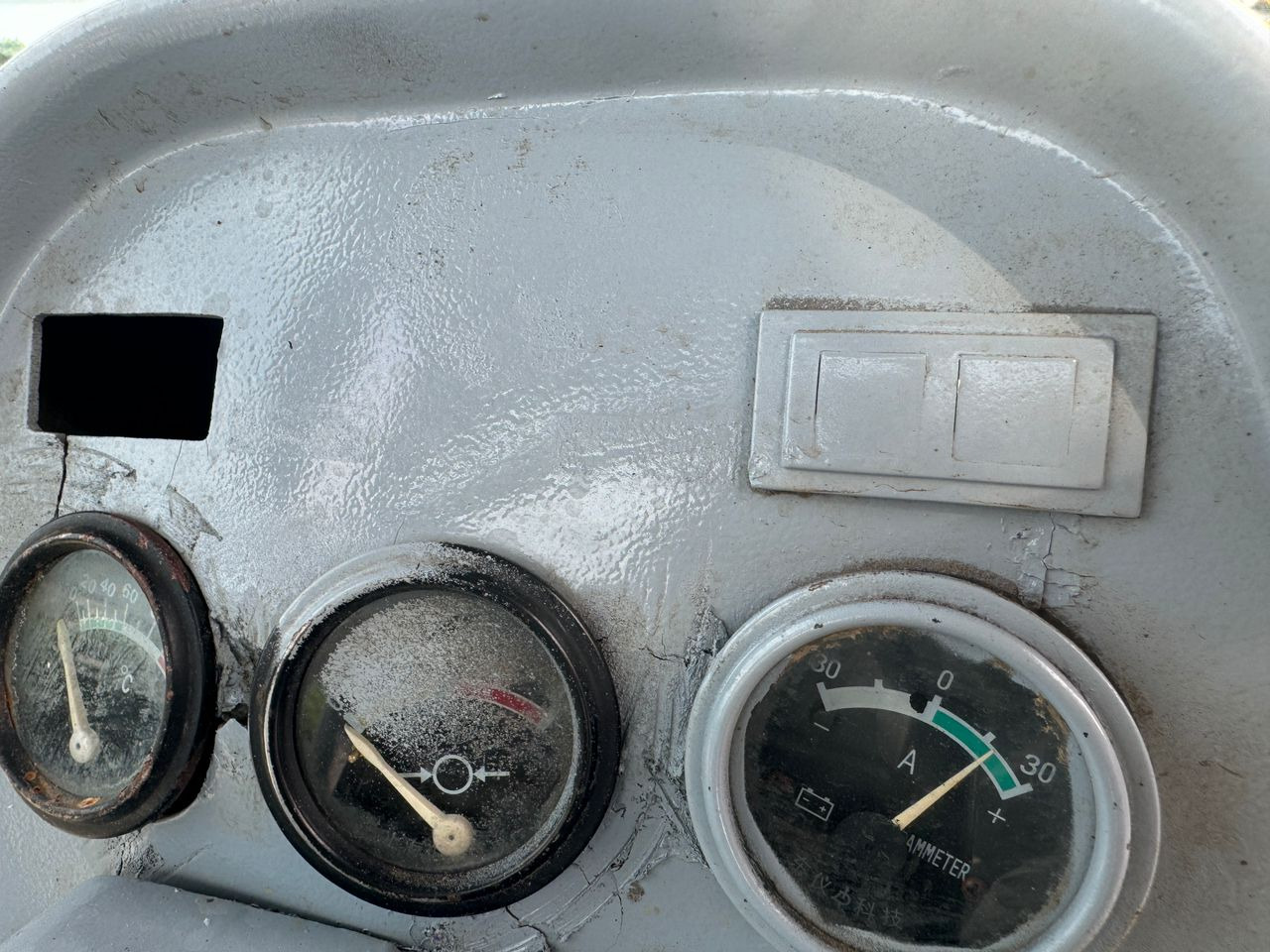 Leasing für Caterpillar CAT 140 140H 140K Used Grader Secondhand Motor Grader in High Quality Caterpillar CAT 140 140H 140K Used Grader Secondhand Motor Grader in High Quality: das Bild 9