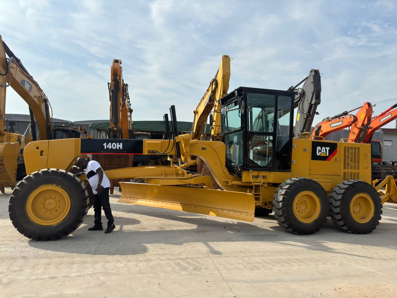 Caterpillar CAT 140 140H 140K Used Motor Grader Secondhand Graders for Sale - Grader: das Bild 1 Caterpillar CAT 140 140H 140K Used Motor Grader Secondhand Graders for Sale - Grader: das Bild 1