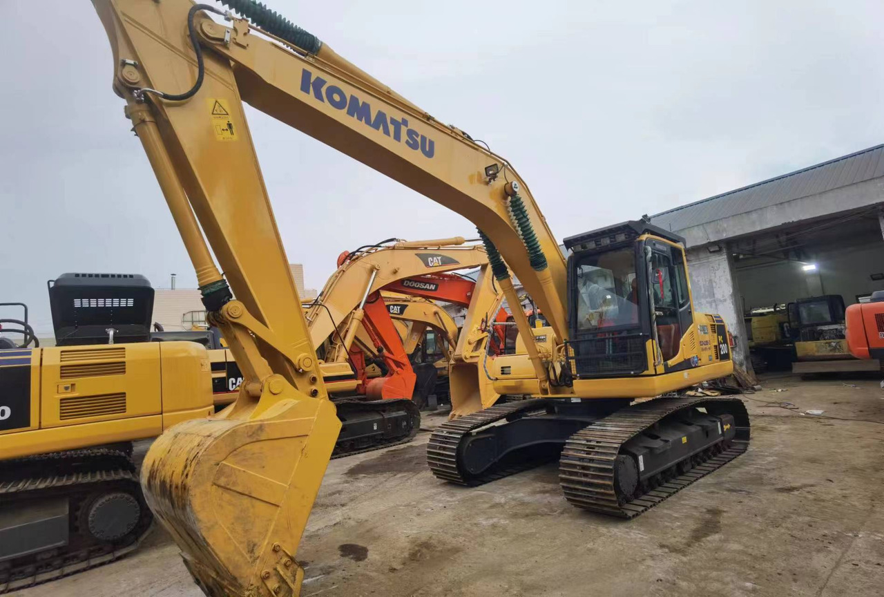 Komatsu PC200 PC210 PC220 Used Excavator Crawler Hydraulic High Quality Secondhand Excavator for Sale - Kettenbagger: das Bild 4 Komatsu PC200 PC210 PC220 Used Excavator Crawler Hydraulic High Quality Secondhand Excavator for Sale - Kettenbagger: das Bild 4