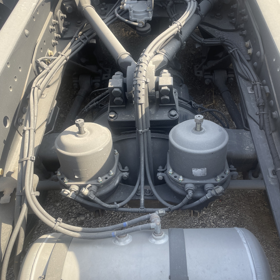 Sattelzugmaschine Shacman 2024 Year Used Semi Truck Head Tractor Head Tipper Head: das Bild 6 Sattelzugmaschine Shacman 2024 Year Used Semi Truck Head Tractor Head Tipper Head: das Bild 6