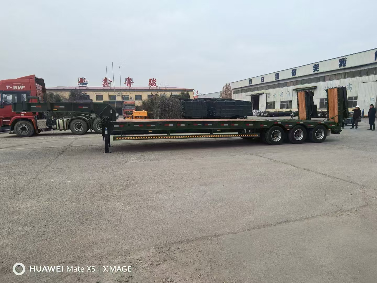 Tieflader Auflieger, Zustand - NEU ZHICHENG Semi Flat Bed Low Bed in Length 8-16m with 3 4 Axles: das Bild 6
