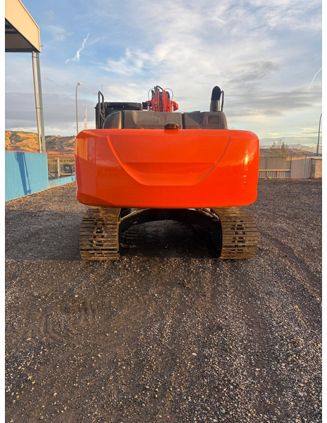 Hitachi ZX250LCN-6 - Kettenbagger: das Bild 5 Hitachi ZX250LCN-6 - Kettenbagger: das Bild 5