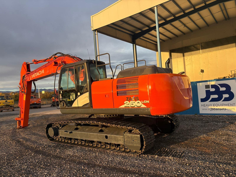 Hitachi ZX250LCN-6 - Kettenbagger: das Bild 3 Hitachi ZX250LCN-6 - Kettenbagger: das Bild 3