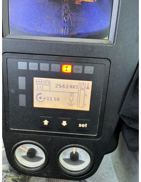 New Holland WE170B ** solo 2.543 horas, Rototilt** - Mobilbagger: das Bild 4 New Holland WE170B ** solo 2.543 horas, Rototilt** - Mobilbagger: das Bild 4