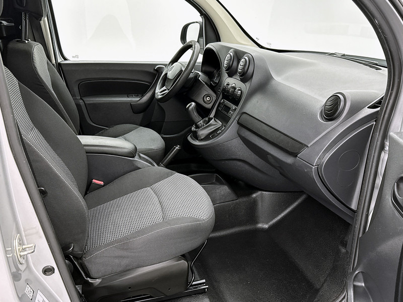 Kleintransporter Mercedes-Benz Citan 109 CDI BlueEFFICIENCY Extra Lang Dubbele schuifdeur Trekhaak Airco L3: das Bild 18