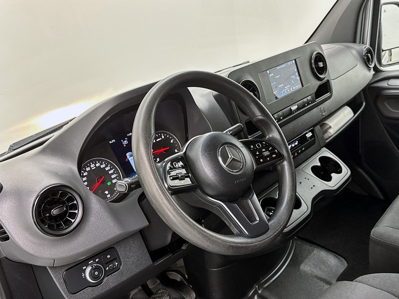 Mercedes-Benz Sprinter 316 2.2 CDI L2H2 3500KG trekhaak 2x schuifdeur Inrichting Luchtgeveerde stoel Navigatie - Kastenwagen: das Bild 5 Mercedes-Benz Sprinter 316 2.2 CDI L2H2 3500KG trekhaak 2x schuifdeur Inrichting Luchtgeveerde stoel Navigatie - Kastenwagen: das Bild 5