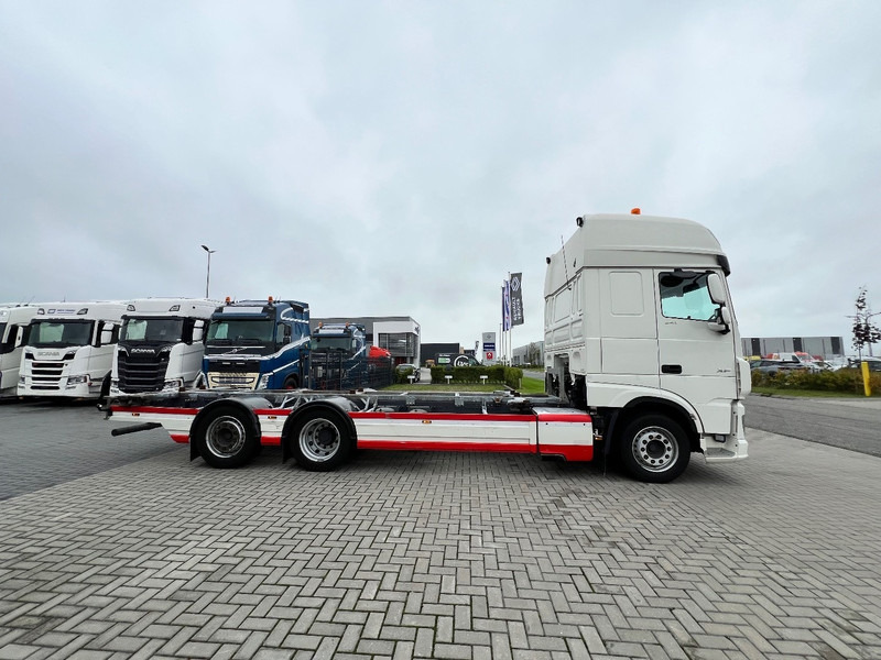 DAF XF 450 SSC 6x2 BDF - Fahrgestell LKW: das Bild 4 DAF XF 450 SSC 6x2 BDF - Fahrgestell LKW: das Bild 4