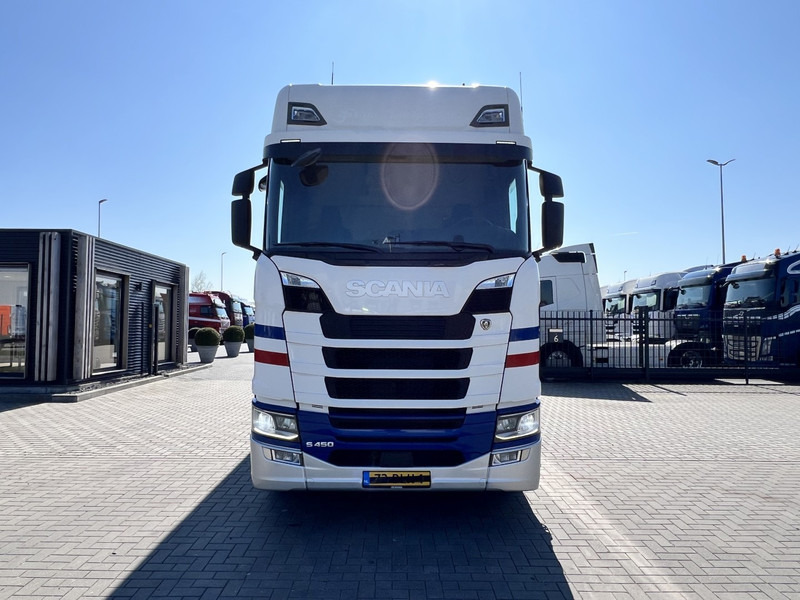 Scania S450 6x2 koelwagen Retarder / Dhollandia / Bloenenmaat - Kühlkoffer LKW: das Bild 2 Scania S450 6x2 koelwagen Retarder / Dhollandia / Bloenenmaat - Kühlkoffer LKW: das Bild 2