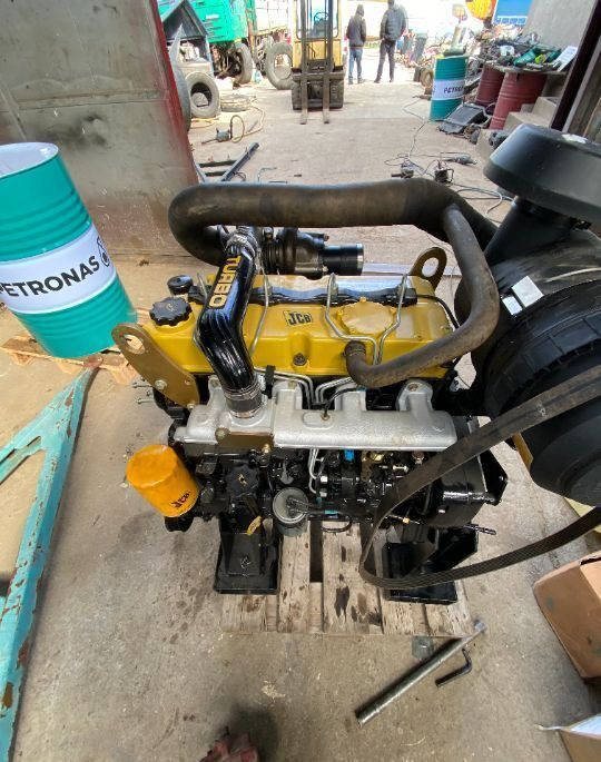 JCB 4CX Tier 3 444T2 orice piesa JCB 444T2 - Motor für Traktor: das Bild 2 JCB 4CX Tier 3 444T2 orice piesa JCB 444T2 - Motor für Traktor: das Bild 2