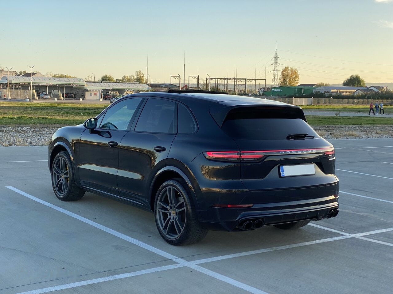 Porsche Cayenne 2018 Facelift Panorama Bose - PKW: das Bild 2 Porsche Cayenne 2018 Facelift Panorama Bose - PKW: das Bild 2