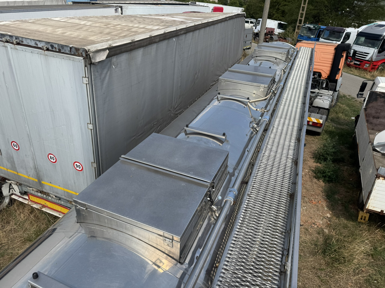 Tankauflieger Für die Beförderung von Lebensmittel, Zustand - NEU Transport lichide ALIMENTARE HLW STA 36 INOX ALIMENTAR AZOR AGRICULTURA: das Bild 13