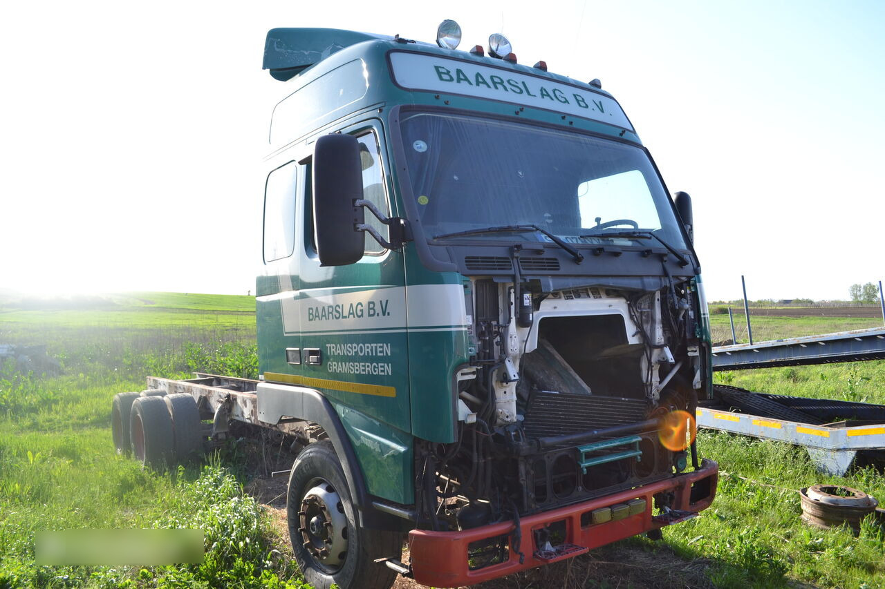 Volvo FH 12 - Fahrgestell LKW: das Bild 2 Volvo FH 12 - Fahrgestell LKW: das Bild 2