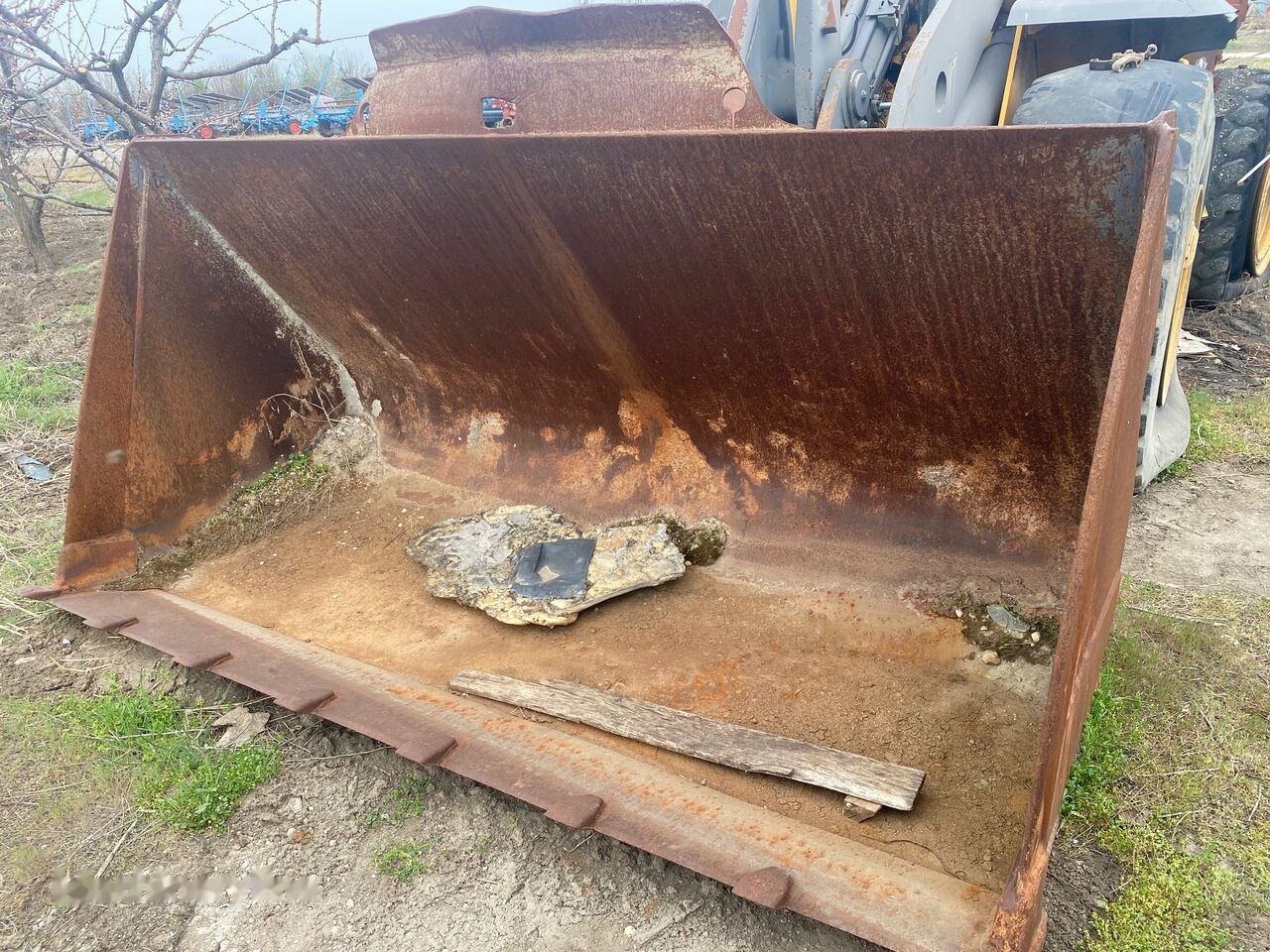 Volvo L110E PIESE DIN DEZMEMBRARI - Radlader: das Bild 2 Volvo L110E PIESE DIN DEZMEMBRARI - Radlader: das Bild 2
