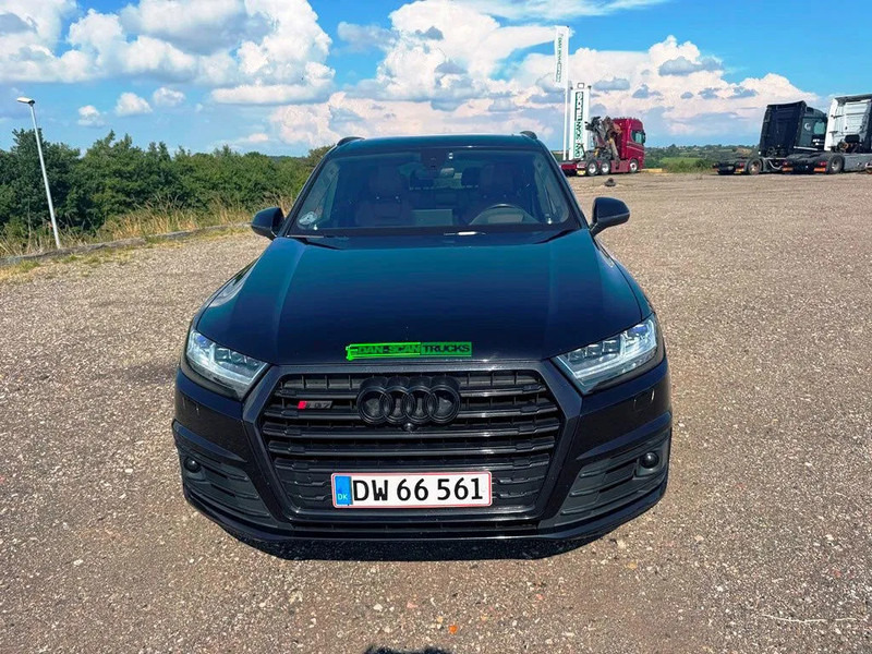 Audi SQ7 Black Edition. panoramo sun roof. . oil heater. head up display. 21" alu weels. night vision. B&O sound system. - SUV/ Geländewagen: das Bild 4 Audi SQ7 Black Edition. panoramo sun roof. . oil heater. head up display. 21" alu weels. night vision. B&O sound system. - SUV/ Geländewagen: das Bild 4