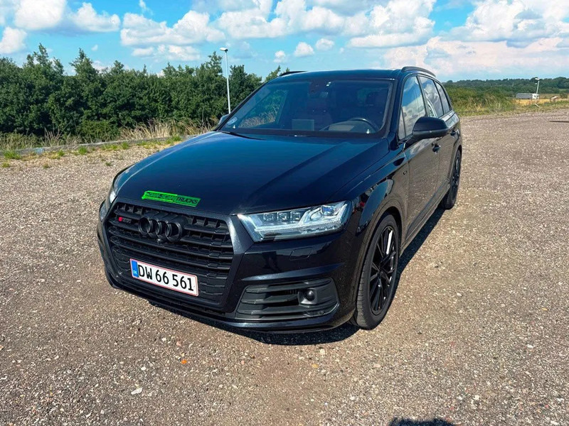 Audi SQ7 Black Edition. panoramo sun roof. . oil heater. head up display. 21" alu weels. night vision. B&O sound system. - SUV/ Geländewagen: das Bild 3 Audi SQ7 Black Edition. panoramo sun roof. . oil heater. head up display. 21" alu weels. night vision. B&O sound system. - SUV/ Geländewagen: das Bild 3