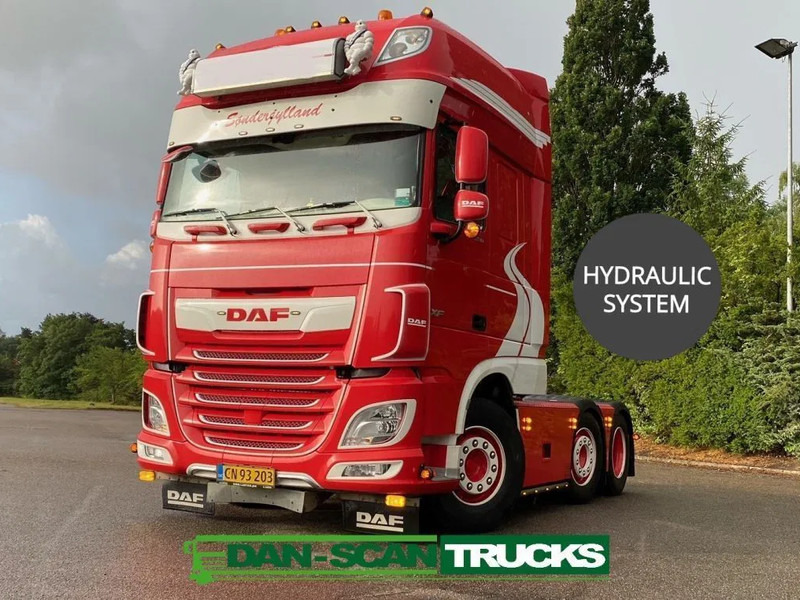 Sattelzugmaschine DAF XF 530 Twensteer Special interior. Full Air suspension Hydr. system: das Bild 13