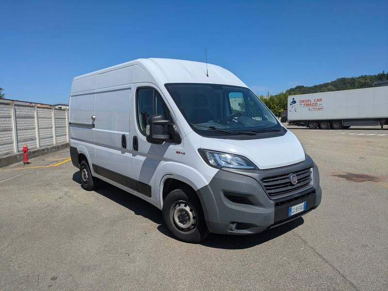 Furgone FIAT Ducato - 2021 furgone alto corto (L3H3) - Kastenwagen: das Bild 1 Furgone FIAT Ducato - 2021 furgone alto corto (L3H3) - Kastenwagen: das Bild 1