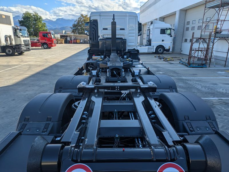 MOTRICE MAN 6x2 CON GANCIO SCARRABILE MAN TGS 26.480 6x2-4 BL CH - Abrollkipper: das Bild 2 MOTRICE MAN 6x2 CON GANCIO SCARRABILE MAN TGS 26.480 6x2-4 BL CH - Abrollkipper: das Bild 2