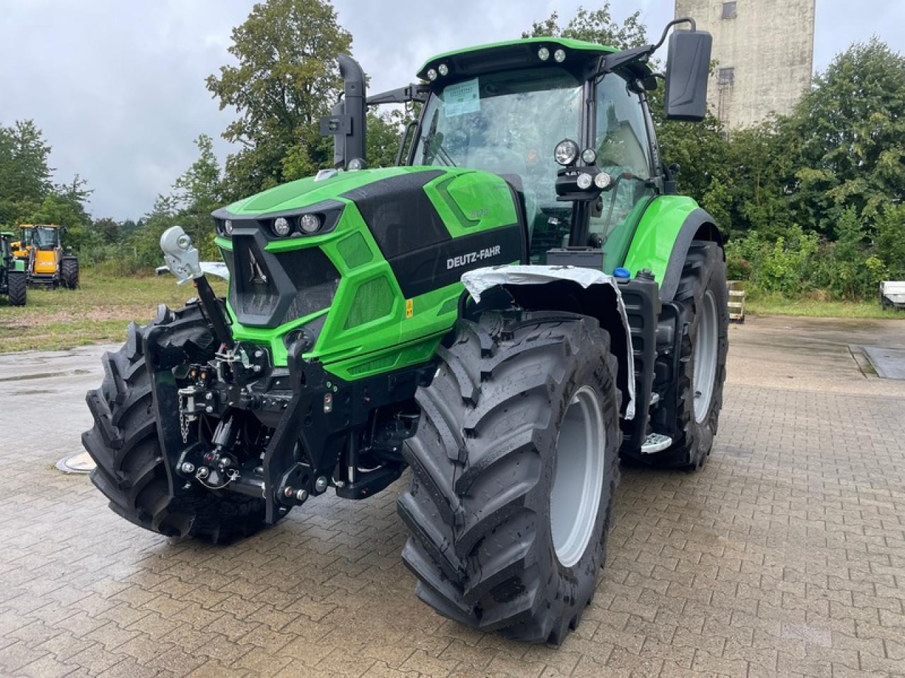 Deutz-Fahr 6170 POWERSHIFT AKTION - Traktor: das Bild 1 Deutz-Fahr 6170 POWERSHIFT AKTION - Traktor: das Bild 1