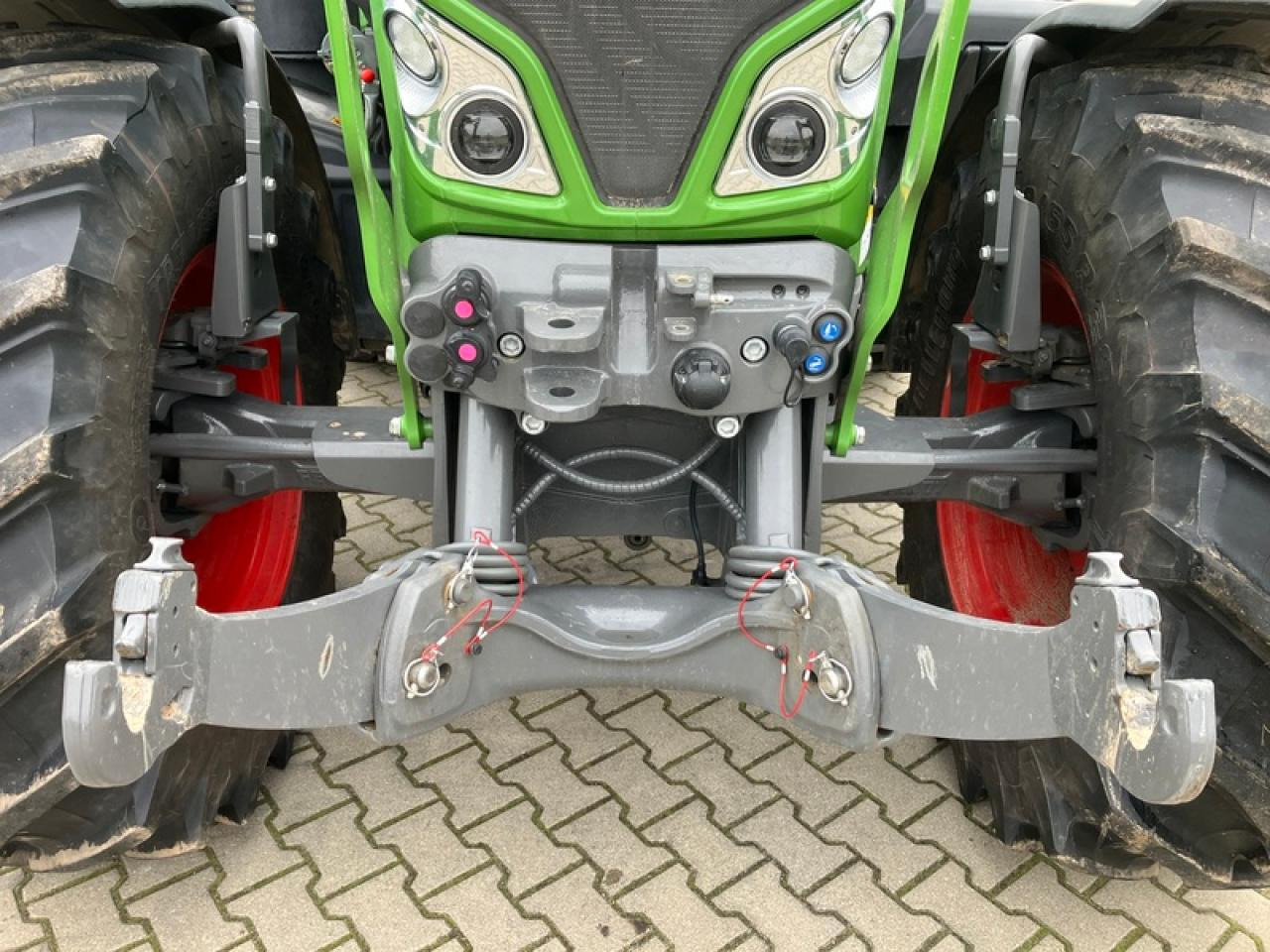 Fendt VARIO 516 VARIO GEN 3 // RTK - Traktor: das Bild 5 Fendt VARIO 516 VARIO GEN 3 // RTK - Traktor: das Bild 5