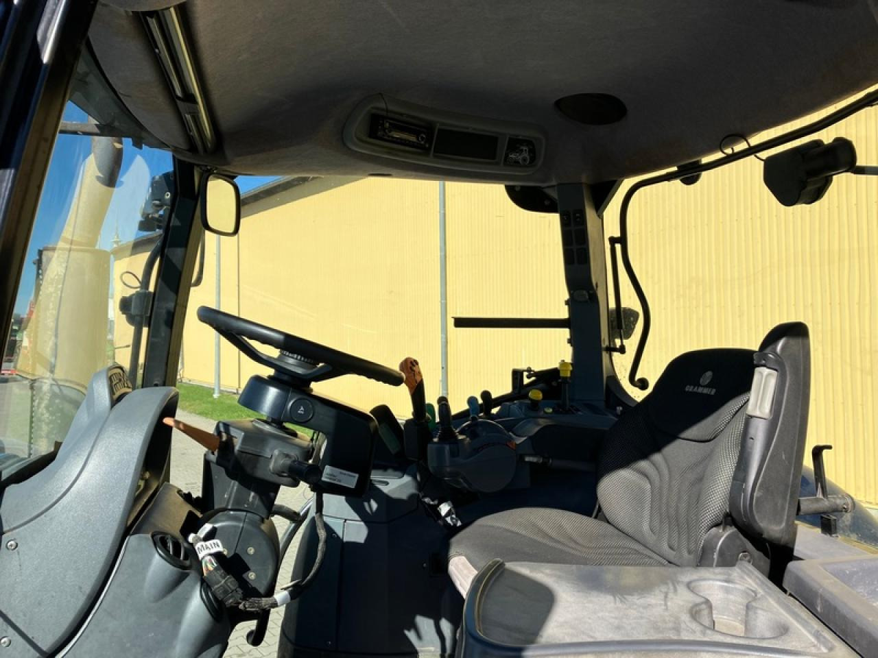 Traktor New Holland T7030 // GPS STARFIRE 6000: das Bild 7