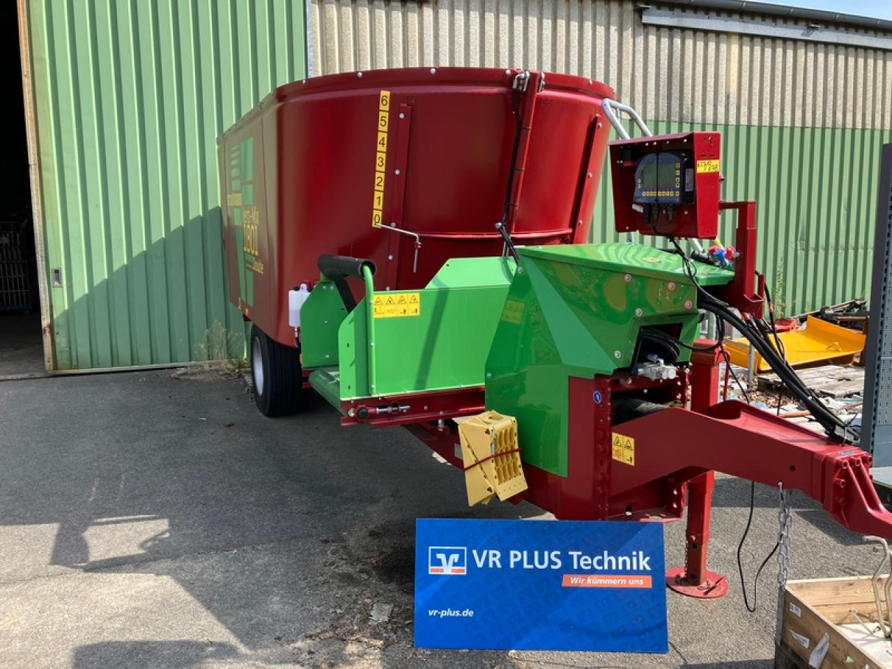 Strautmann VERTI-MIX1801AKTION - Futtermischwagen: das Bild 1 Strautmann VERTI-MIX1801AKTION - Futtermischwagen: das Bild 1