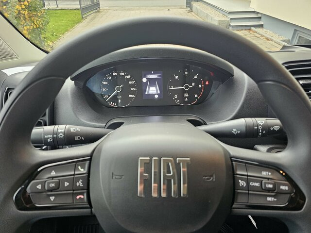 FIAT Ducato 35 Automatik AT L2H2 Voll-LED 260°... - Kastenwagen: das Bild 5 FIAT Ducato 35 Automatik AT L2H2 Voll-LED 260°... - Kastenwagen: das Bild 5