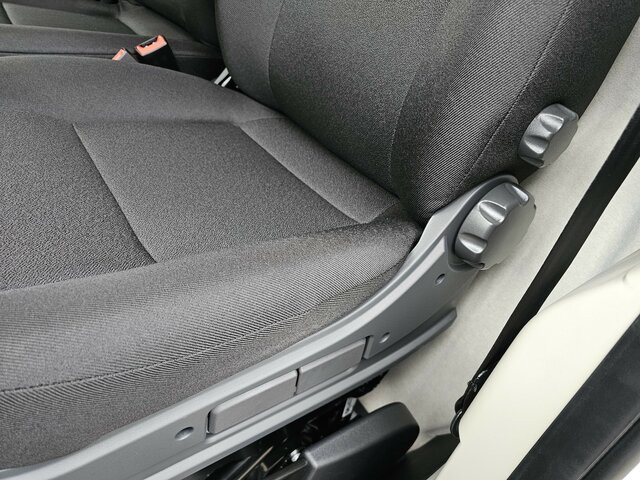 FIAT Ducato 35 Automatik L2H2 180 Voll-LED V-Cockpit... - Kastenwagen: das Bild 2 FIAT Ducato 35 Automatik L2H2 180 Voll-LED V-Cockpit... - Kastenwagen: das Bild 2