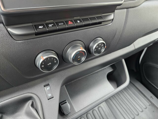 Kastenwagen RENAULT Master L3H2 dci 150 3,5t PRO+ Navi PDC: das Bild 13