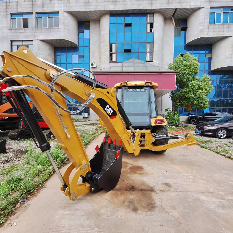 CAT 420F Backhoe Loader - Baggerlader: das Bild 4 CAT 420F Backhoe Loader - Baggerlader: das Bild 4