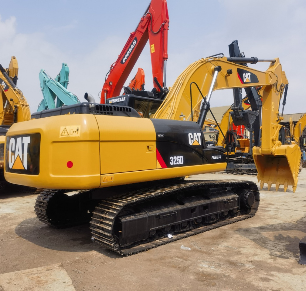CATERPILLAR CAT 325D Excavator - Kettenbagger: das Bild 1 CATERPILLAR CAT 325D Excavator - Kettenbagger: das Bild 1