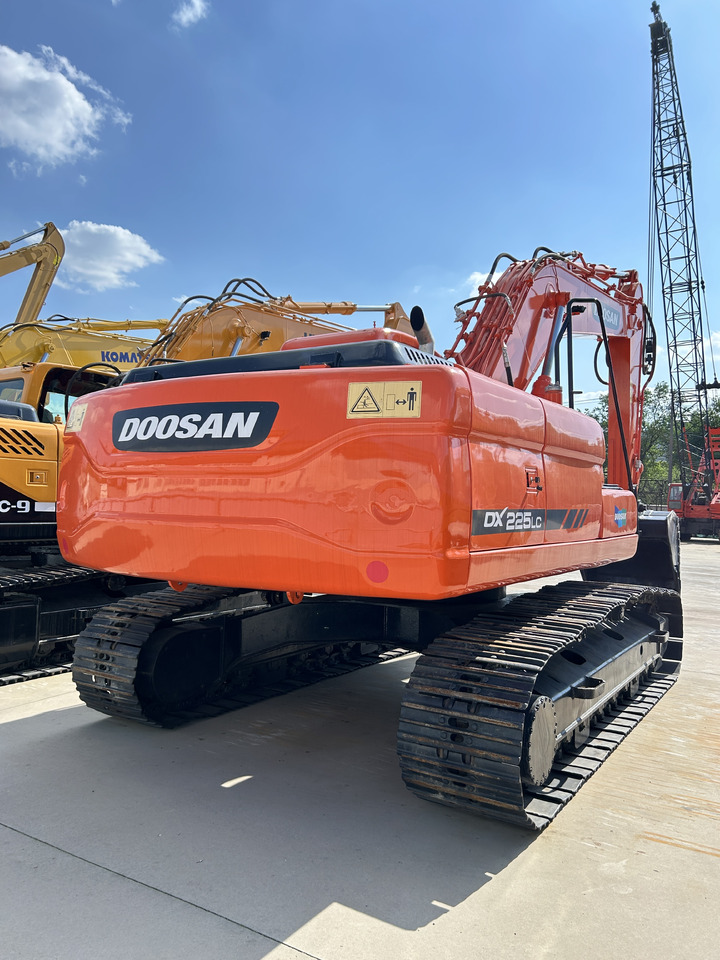 DOOSAN Doosan DX225LC Crawler excavator - Kettenbagger: das Bild 3 DOOSAN Doosan DX225LC Crawler excavator - Kettenbagger: das Bild 3