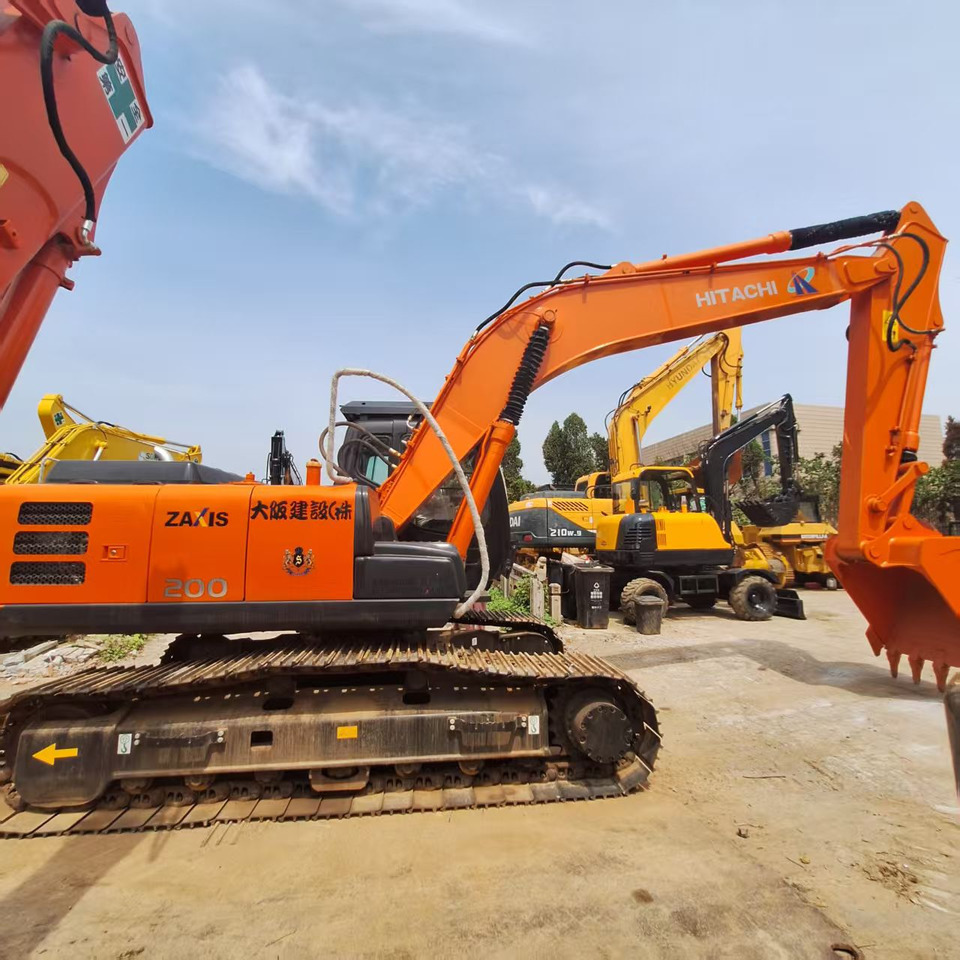Hitachi ZX200 Excavator - Kettenbagger: das Bild 2 Hitachi ZX200 Excavator - Kettenbagger: das Bild 2