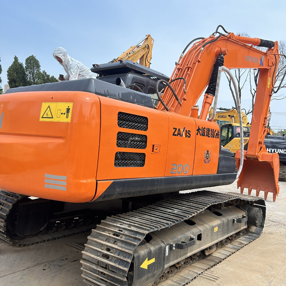 Hitachi ZX200 Excavator - Kettenbagger: das Bild 3 Hitachi ZX200 Excavator - Kettenbagger: das Bild 3