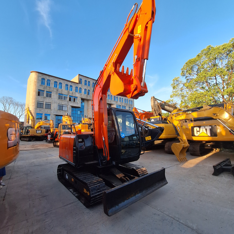 Hitachi ZX60 Excavator - Kettenbagger: das Bild 3 Hitachi ZX60 Excavator - Kettenbagger: das Bild 3