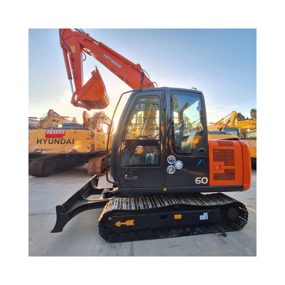 Hitachi ZX60 Excavator - Kettenbagger: das Bild 1 Hitachi ZX60 Excavator - Kettenbagger: das Bild 1