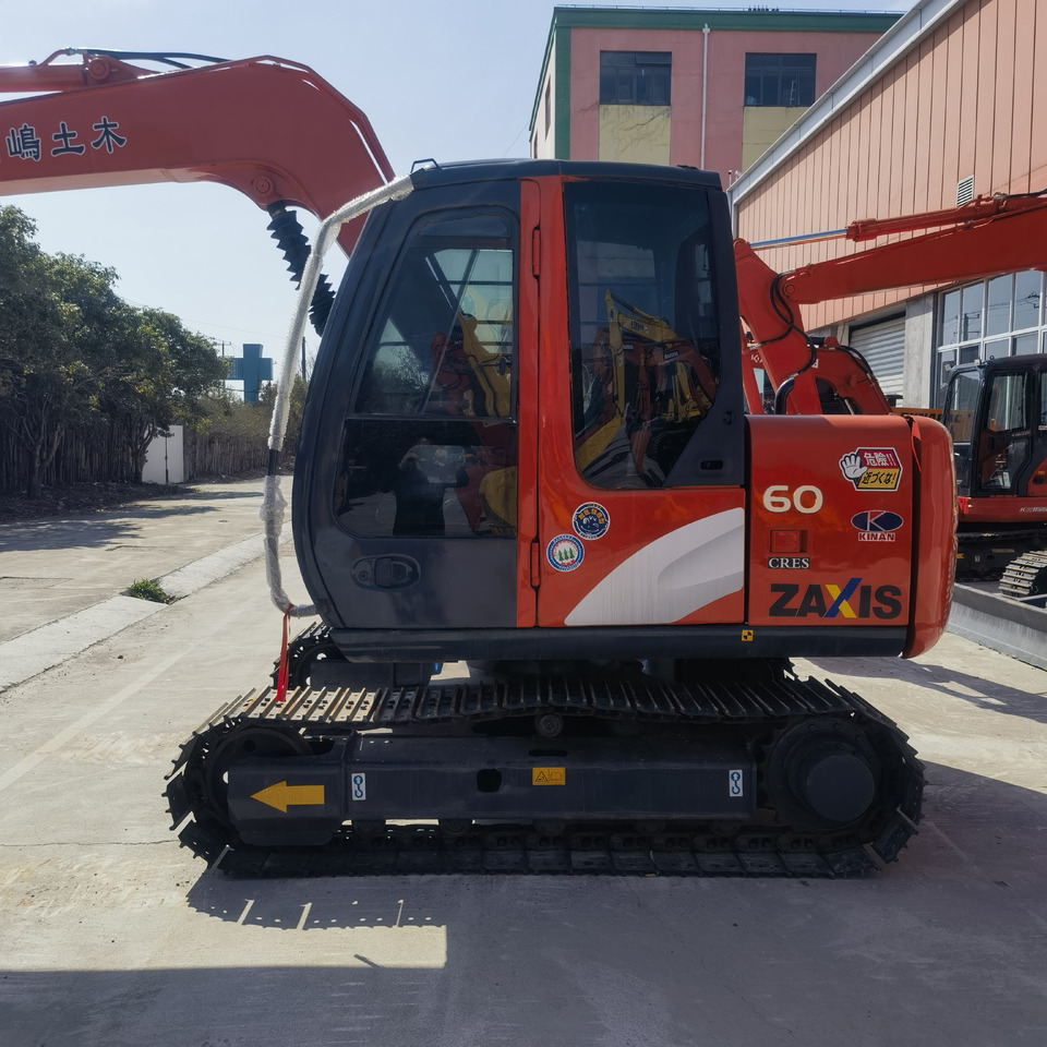 Hitachi ZX60 Excavator - Kettenbagger: das Bild 2 Hitachi ZX60 Excavator - Kettenbagger: das Bild 2