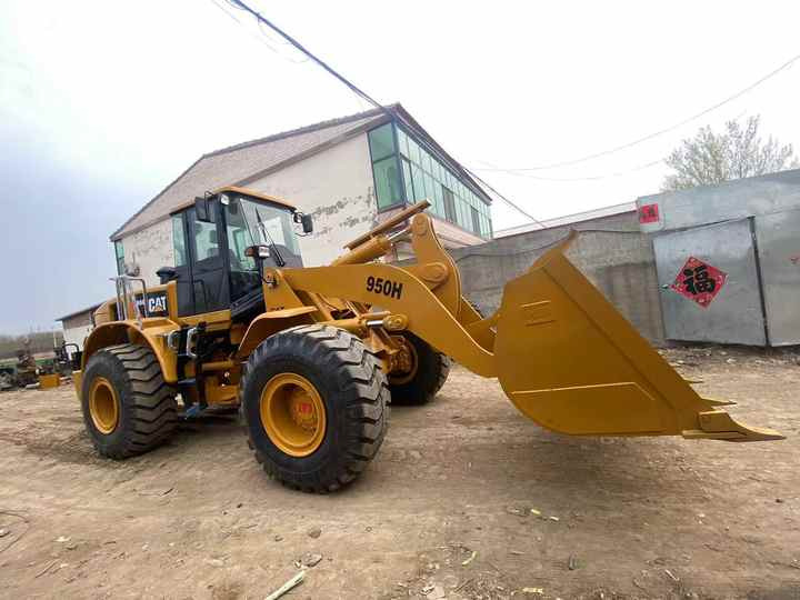 Second-hand loader Caterpillar CAT 950H Used Loader Sell used or second hand wheel loader - Radlader: das Bild 4 Second-hand loader Caterpillar CAT 950H Used Loader Sell used or second hand wheel loader - Radlader: das Bild 4