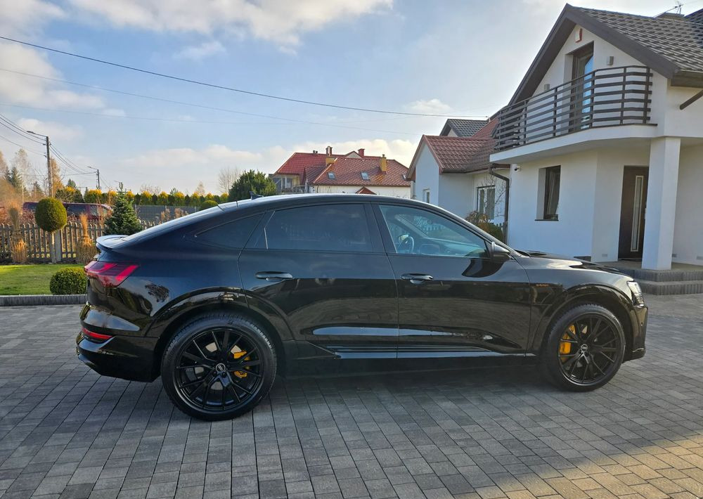 PKW Audi e-tron 55 Quattro S Line: das Bild 10