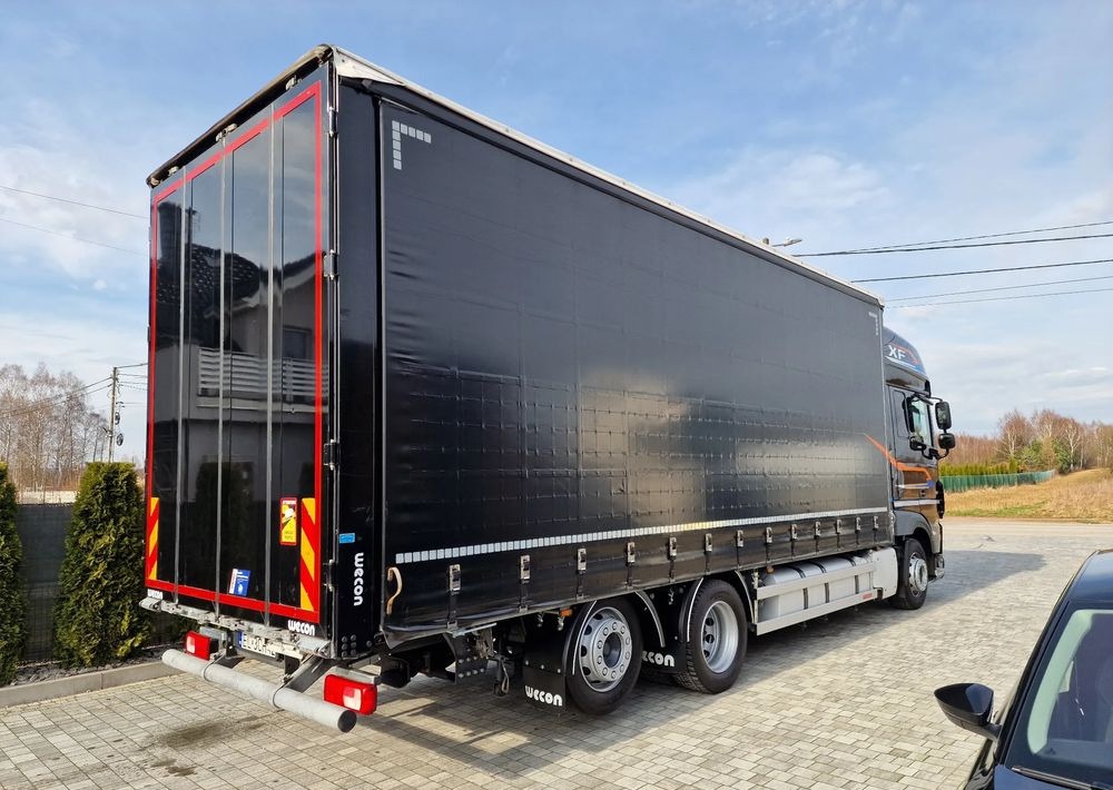 DAF XF 530 SUPER SPACE CAB /SSC / ACC /EURO 6 - Plane LKW: das Bild 3 DAF XF 530 SUPER SPACE CAB /SSC / ACC /EURO 6 - Plane LKW: das Bild 3