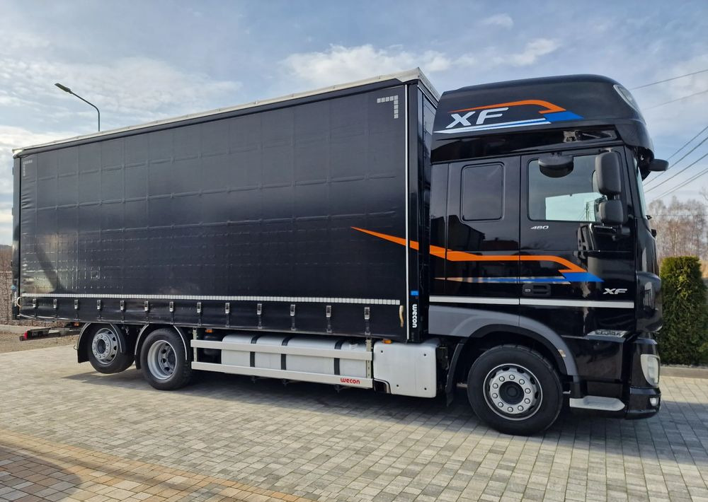 DAF XF 530 SUPER SPACE CAB /SSC / ACC /EURO 6 - Plane LKW: das Bild 2 DAF XF 530 SUPER SPACE CAB /SSC / ACC /EURO 6 - Plane LKW: das Bild 2