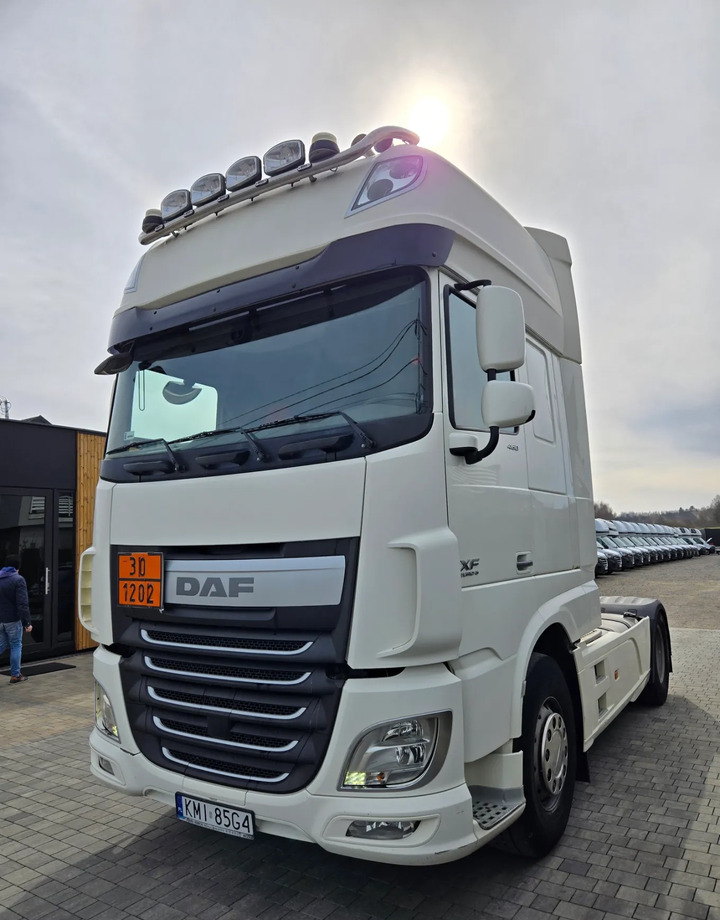 DAF XF 480 SUPER SPACE CAB - Sattelzugmaschine: das Bild 1 DAF XF 480 SUPER SPACE CAB - Sattelzugmaschine: das Bild 1