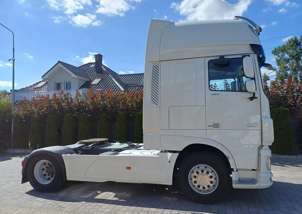 DAF XF 480 SUPER SPACE CAB z PEŁNYM ADR + HYDRAULIKA - Sattelzugmaschine: das Bild 4 DAF XF 480 SUPER SPACE CAB z PEŁNYM ADR + HYDRAULIKA - Sattelzugmaschine: das Bild 4