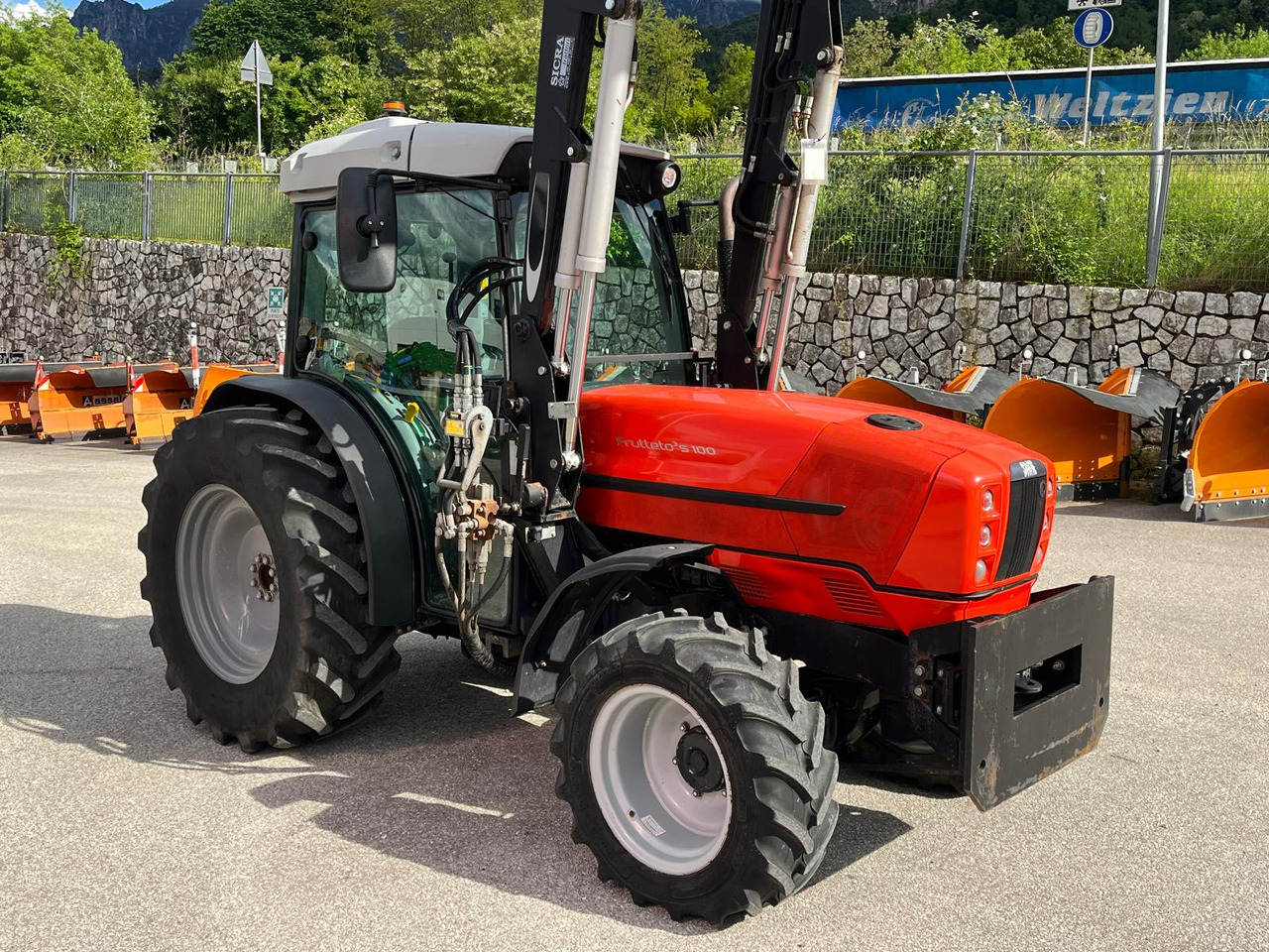 SAME FRUTTETO S 100 – CARICATORE - Traktor: das Bild 4 SAME FRUTTETO S 100 – CARICATORE - Traktor: das Bild 4