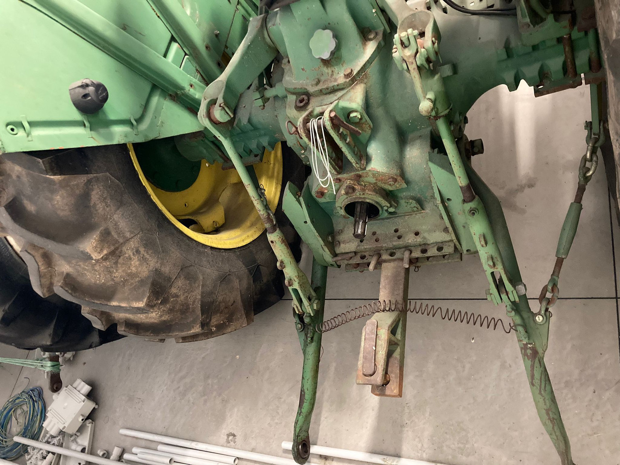TRATTORE JOHN DEERE 1020 - Traktor: das Bild 4 TRATTORE JOHN DEERE 1020 - Traktor: das Bild 4