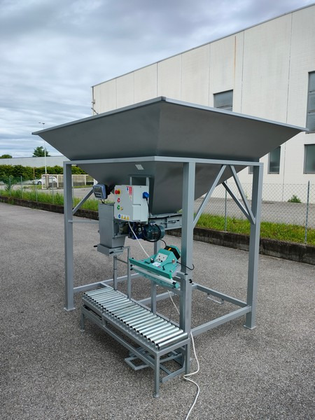 ARK01 bagging machine - Verpackungsmaschine: das Bild 2 ARK01 bagging machine - Verpackungsmaschine: das Bild 2
