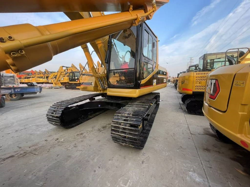 CAT 320 B - Kettenbagger: das Bild 4 CAT 320 B - Kettenbagger: das Bild 4